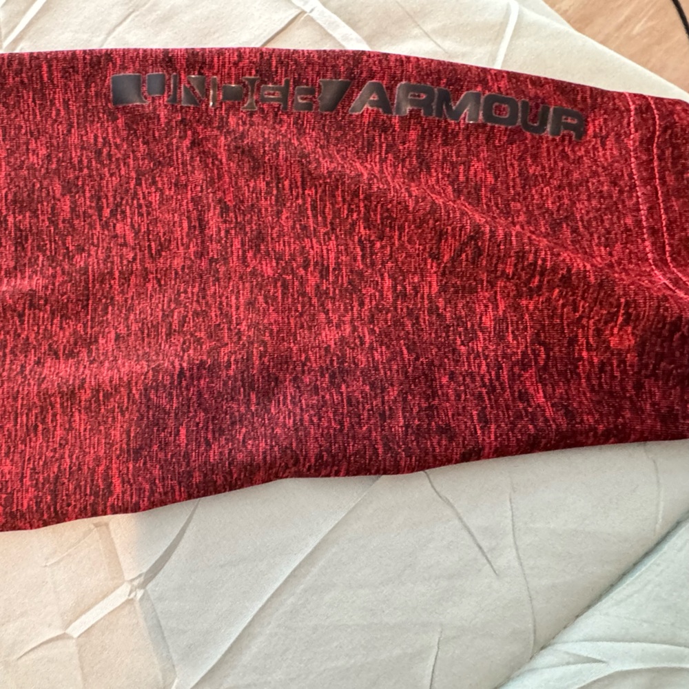 Men’s Under Armour Maroon Long Sleeve Hooded Pullover - Large - Picture 5 of 5